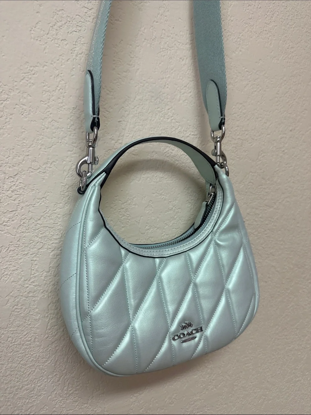 Coach NWOT Carmen Mini Crossbody Bag - Picture 2 of 6